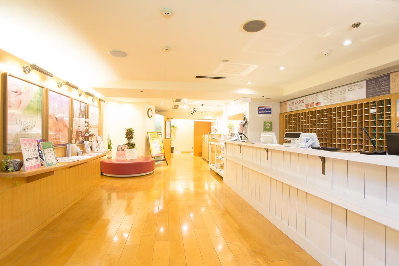 New Japan Lady'S Capsule Hotel Osaka Exteriör bild